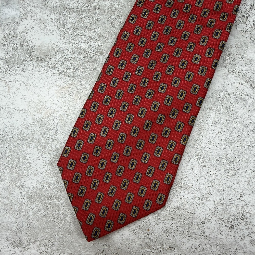 Brooks Brothers Silk Tie Mens One Size Red Geometric Pointed Made In USA Necktie